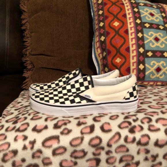 Vans Shoes - Vans(Men’s 7/Women’s 8.5)